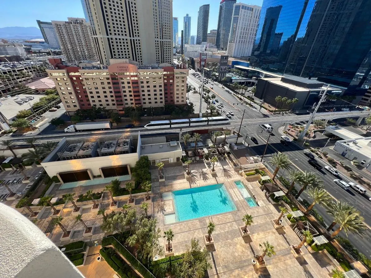아파트호텔 Balcony Studio Signature Mgm Great View No Resort Fees Free Valet Lazy River 라스베이거스 미국